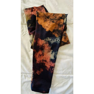 Fleo Women's Cloud Print Leggings in Navy, Orange, Rust